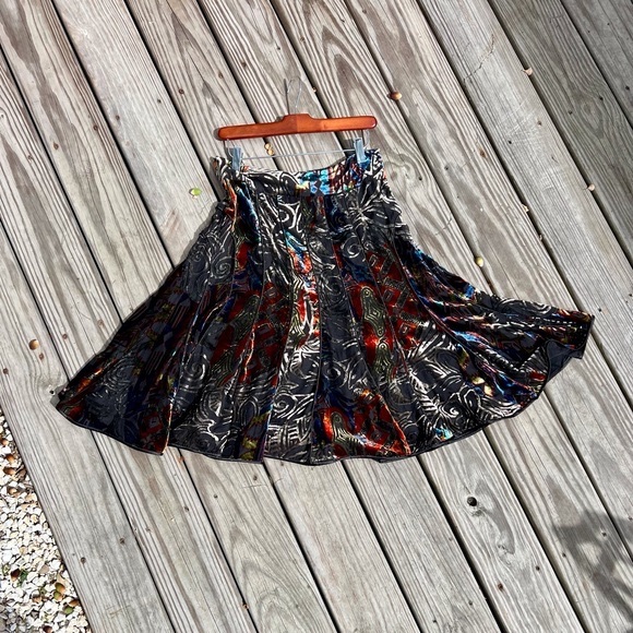 Manyus Silk Burnout skirt - Picture 2 of 10